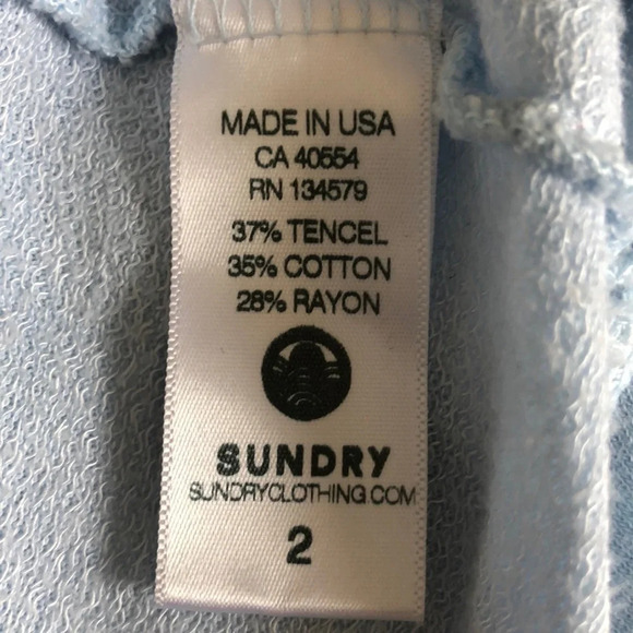 💕Like new SUNDRY Sweatshirt - so soft💕 - Picture 6 of 6